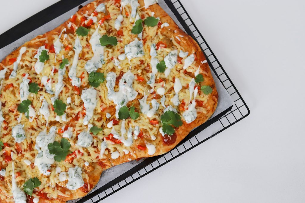 TANDOORI CHICKEN PIZZA