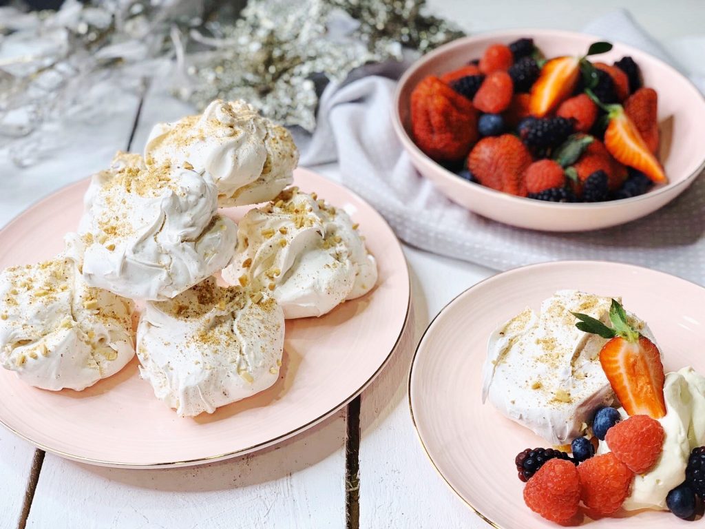 Sweet Dukkah Meringues