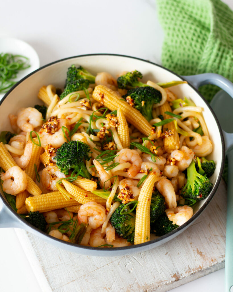Prawn Hot Nuts Noodles