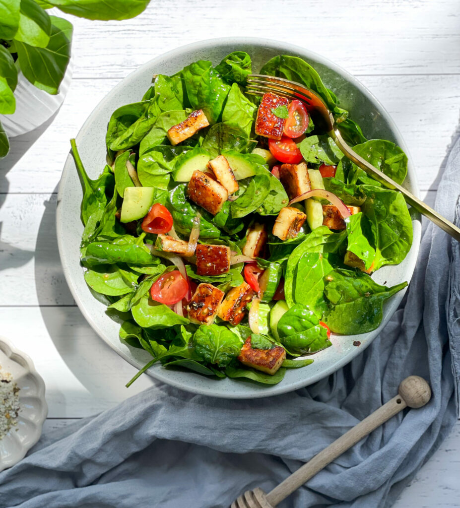 Italian Honey Halloumi Salad