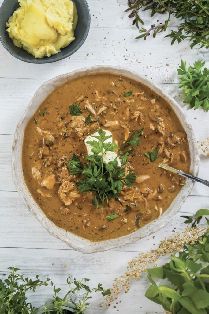 Slow Cooker Chicken Stroganoff