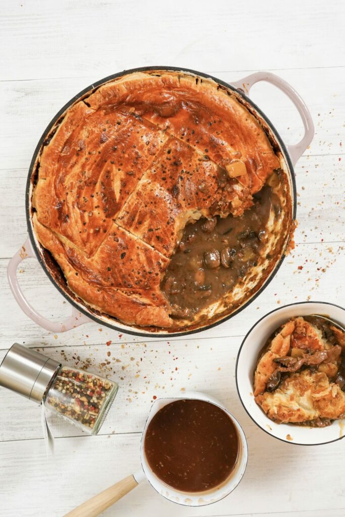 Peppery beef in a super savoury rich gravy with a pastry top