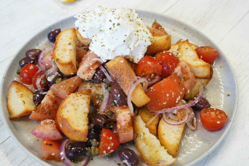 Daxos Salad