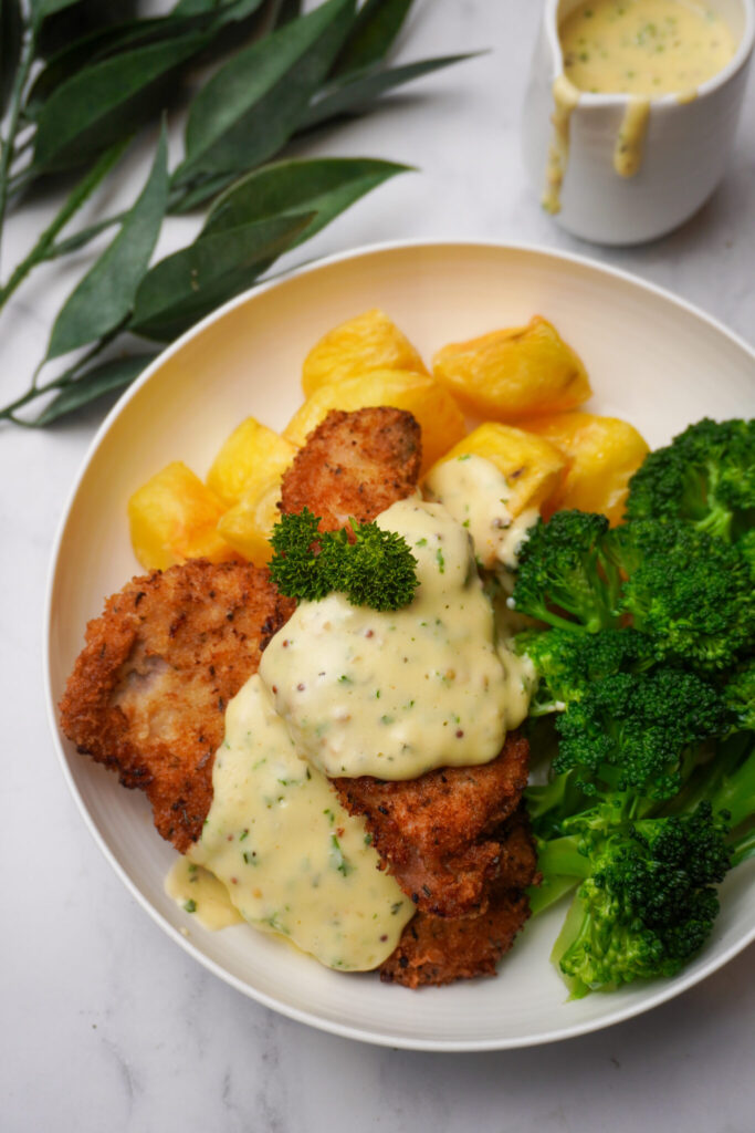 Crumbed Pork with Garlic Sauce